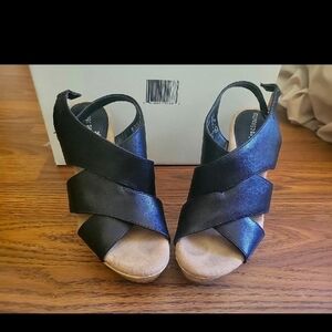 Black Leather Montego Bay Club Size 5 wedges